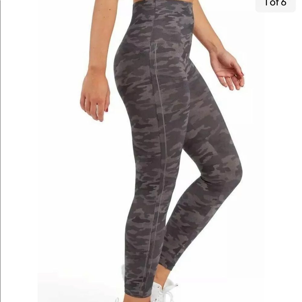 NWT Spanx Look At Me Now Seamless Leggings Heather Camo 1X